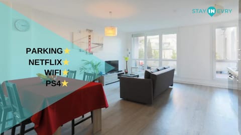 TV and multimedia, Balcony/Terrace, Kitchen or kitchenette, Living room, Seating area, Dining area