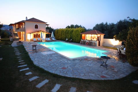 Facade/entrance, Swimming pool, Swimming pool
