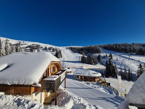 Property building, Day, Natural landscape, Winter, Mountain view