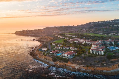 Property building, Natural landscape, Bird's eye view, Beach, Sea view, Sunset
