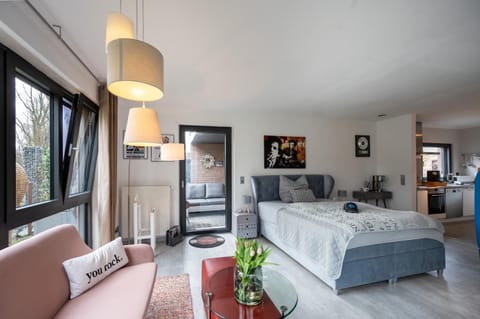 Photo of the whole room, Decorative detail, Bedroom
