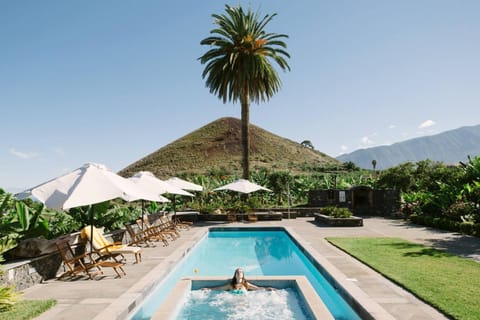 Solarium, Swimming pool