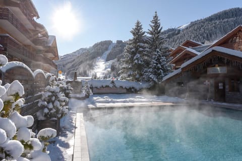 Winter, Swimming pool