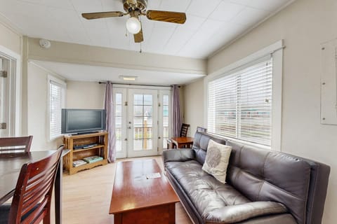 Starfish 1 House in Rockaway Beach