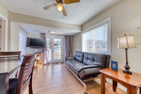 Starfish & Dolphin Combo House in Rockaway Beach