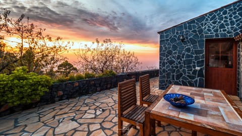 Patio, Balcony/Terrace, Dining area, Sunset