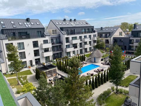 Property building, Pool view