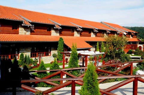 Property building, Parking