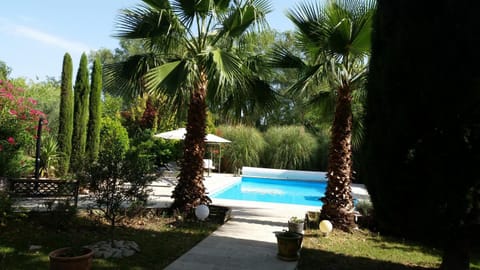 Garden, Swimming pool