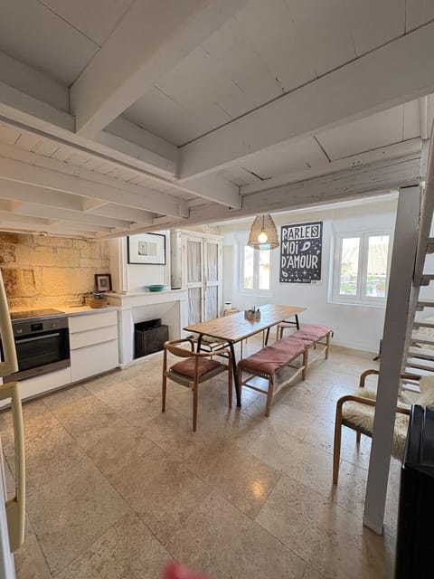 Maison Nomade, Clim - Terrasse House in Arles