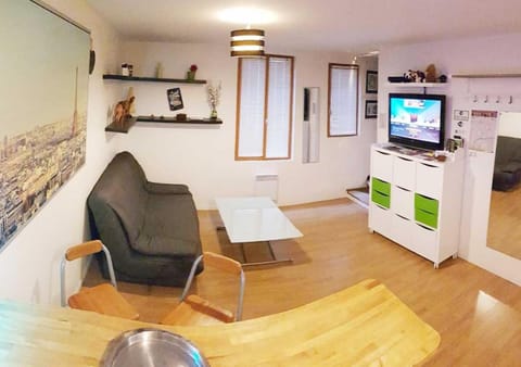 La Maison de Ville indépendante My Bastide Classée House in Villefranche-de-Rouergue