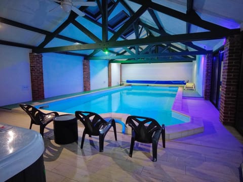 Spa and wellness centre/facilities, Swimming pool