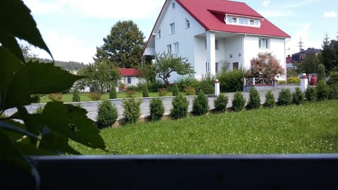 Property building, Street view