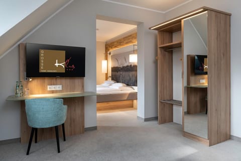 Living room, Bedroom