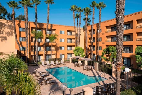 Activities, On site, Pool view, Swimming pool