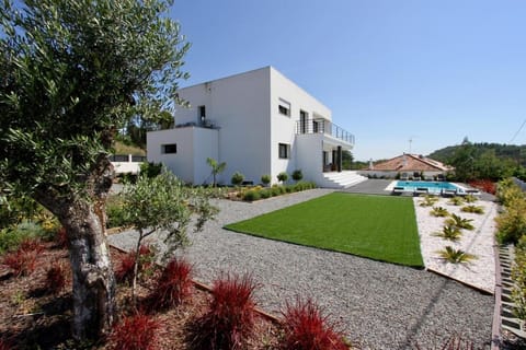 Garden view, Pool view