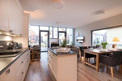 Ostsee - Reetdachhaus Nr 33 "Achternhuis" im Strand Resort House in Heiligenhafen