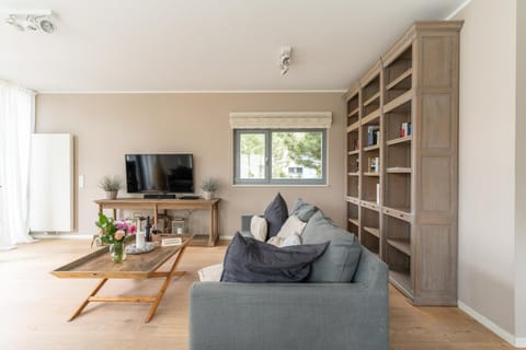 Ostsee - Reetdachhaus Nr 11 "NEWPORT" im Strand Resort House in Heiligenhafen