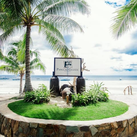 Property logo or sign, Beach