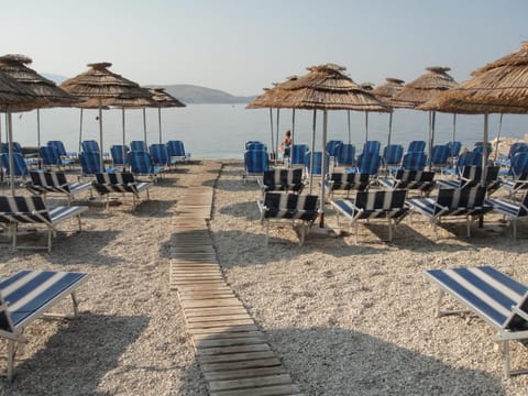 Mojito Beach Apartments with Sea View &Free Parking Apartment in Sarandë