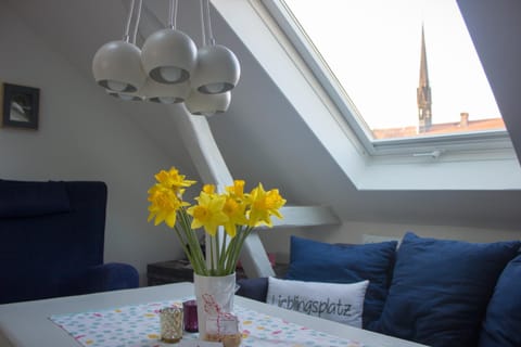 Living room, Landmark view