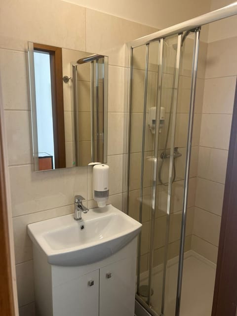 Shower, Bathroom, Other