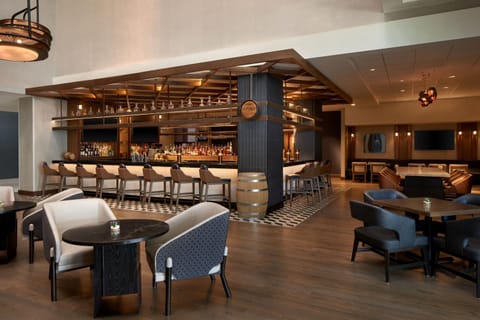 Restaurant/places to eat, Restaurant/places to eat
