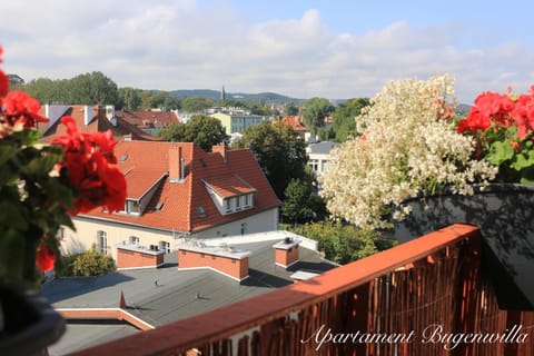 View (from property/room), Balcony/Terrace, City view