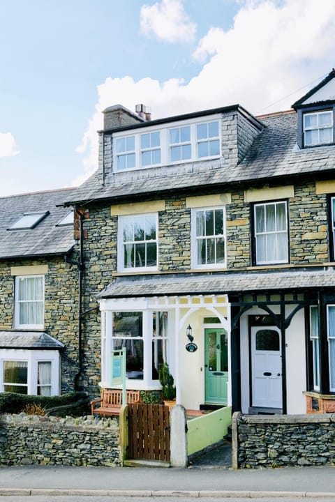 Fellview Guest House Bed and Breakfast in Bowness-on-Windermere