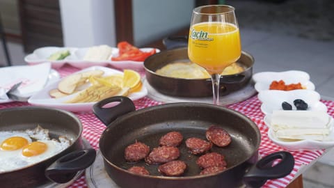 Food and drinks, Food, Breakfast, Buffet breakfast