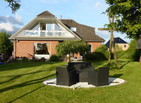 Property building, Garden, Garden view
