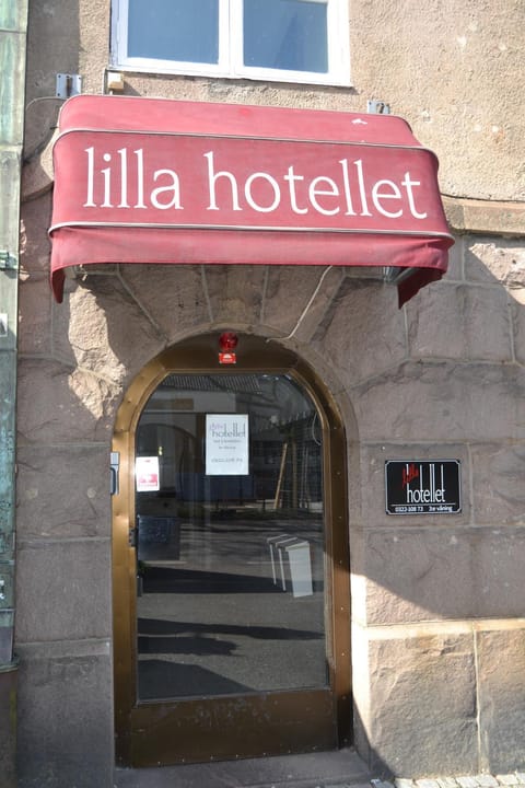 Property logo or sign