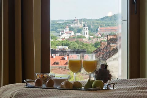 Food, City view, Drinks