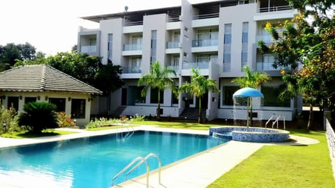 Property building, Swimming pool