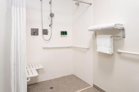 Bathroom, acessibility