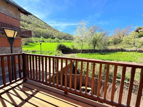 Spring, Garden, View (from property/room), Balcony/Terrace, Garden view
