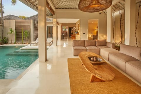 Living room, Seating area, Swimming pool, kitchen