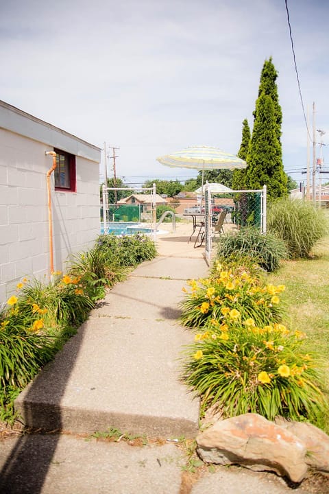 Steelhead Inn Motel in Millcreek Township