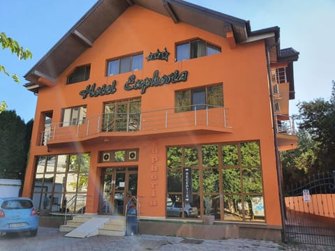 Property building, Facade/entrance