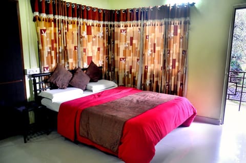 Bedroom, Sunrise