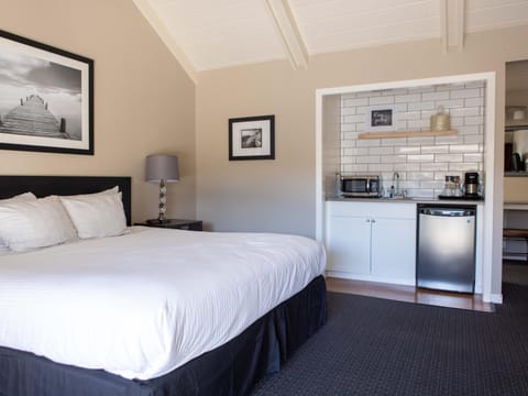 Golden Haven Hot Springs Resort in Calistoga