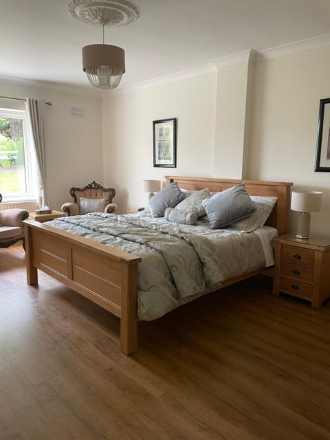 Grove House Bed and Breakfast in Carlingford