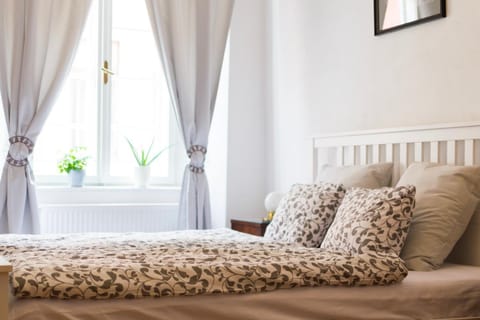 Bed, Decorative detail