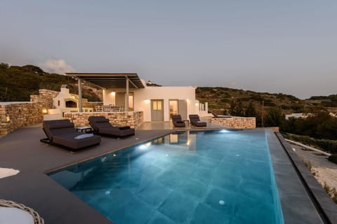 Villa Sunset Villa in Paros, Greece