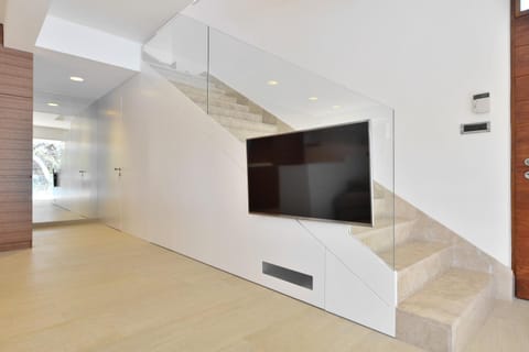 Chiponsky One - 5 star beachfront property Apartment in Bol