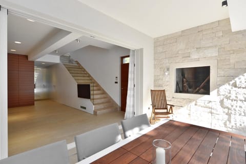 Chiponsky One - 5 star beachfront property Apartment in Bol