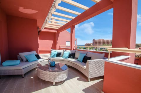 Gorgeous 170 sq.m. penthouse with sea view terraces Apartment in Benalmadena