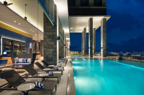 Swimming pool, Swimming pool