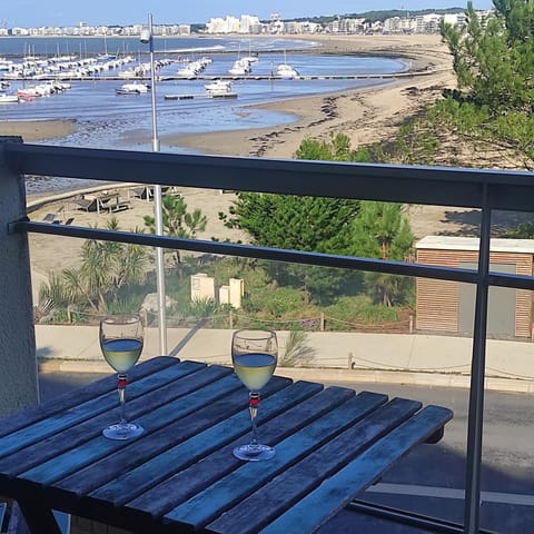 Patio, Natural landscape, Balcony/Terrace, Sea view