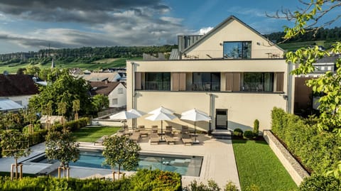 Property building, Pool view